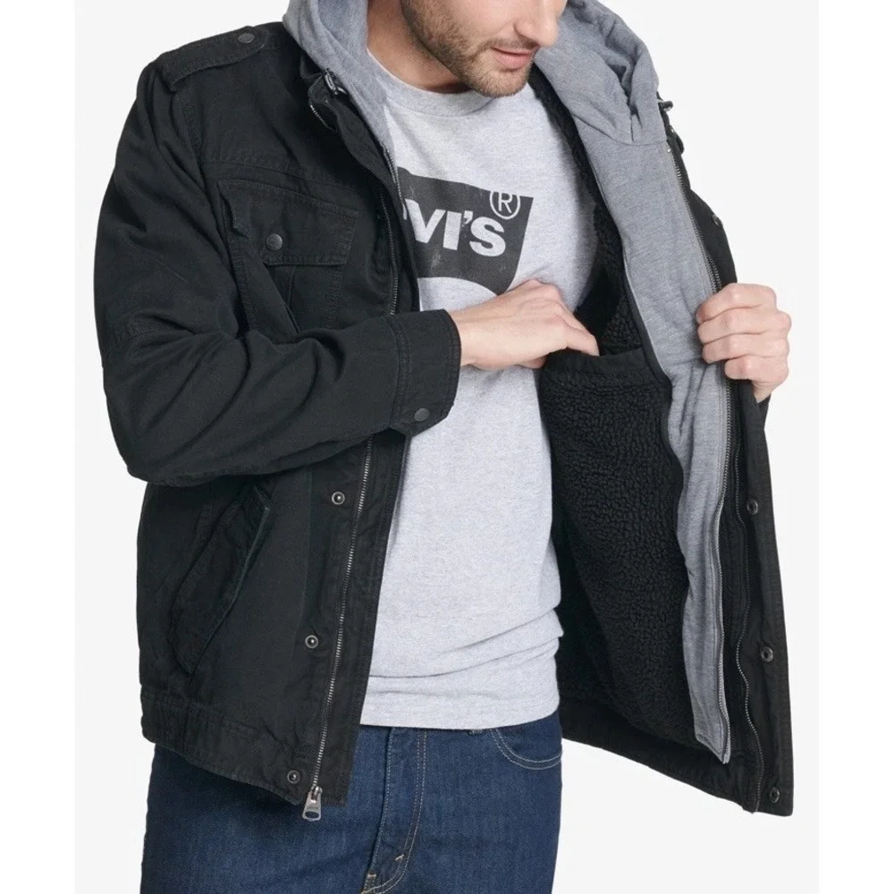 Levi's‎ Men's Sherpa Lined Two Pocket Hooded Trucker Jacket size M